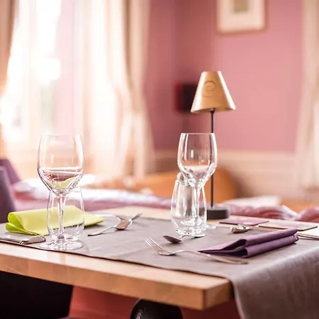 La Source Doree Bed & Breakfast