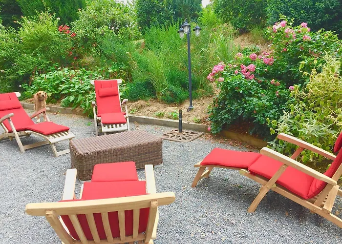 La Source Doree Bed and Breakfast 3*